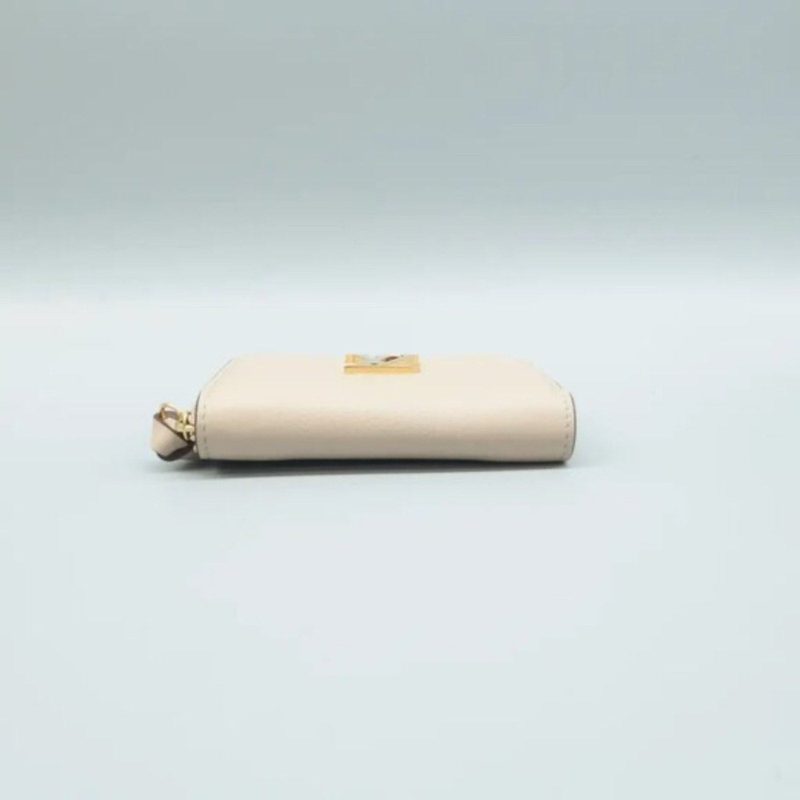 Louis Vuitton Beige Mahina XL Tote Bag - Image 5