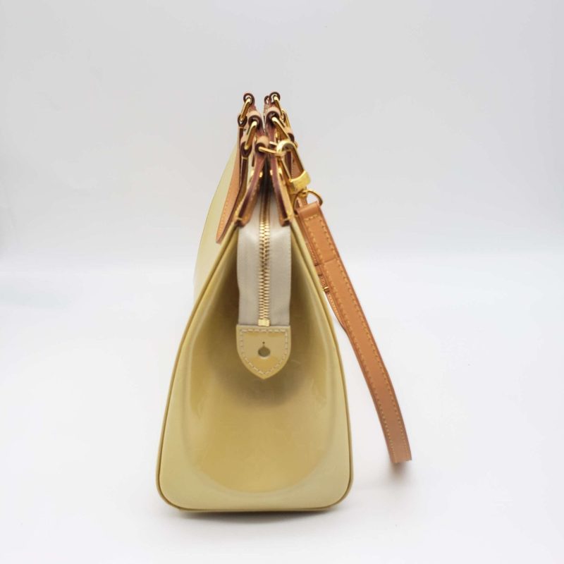 Louis Vuitton Brea MM Vernis Shoulder Bag - Image 7