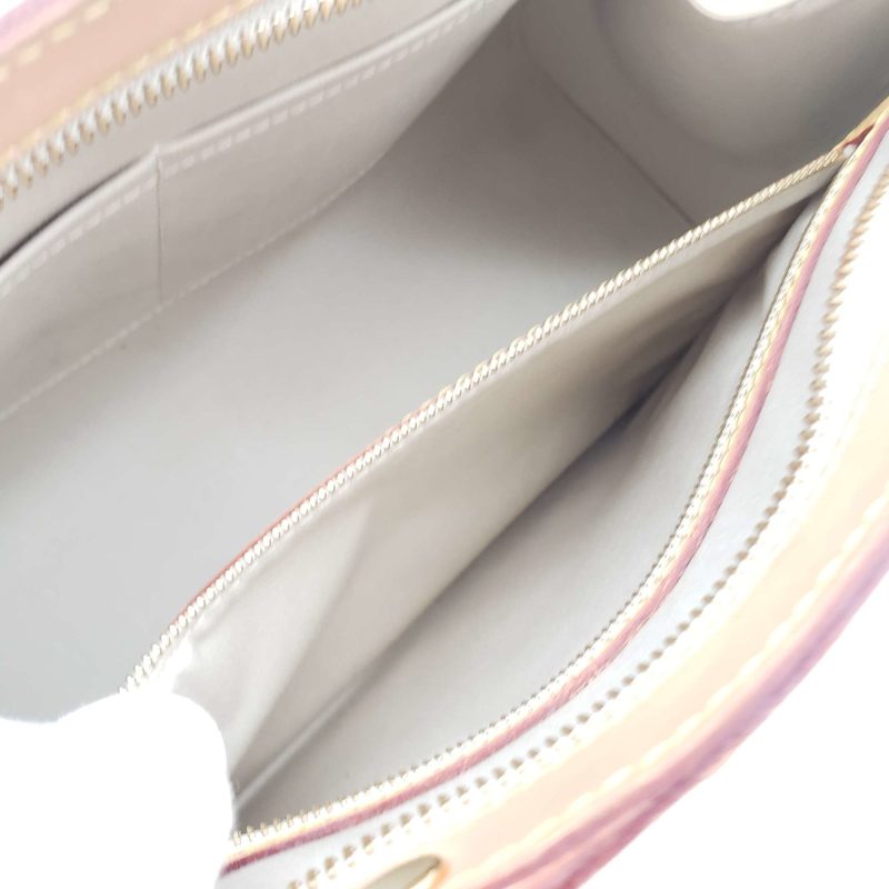 Louis Vuitton Brea MM Vernis Shoulder Bag - Image 13