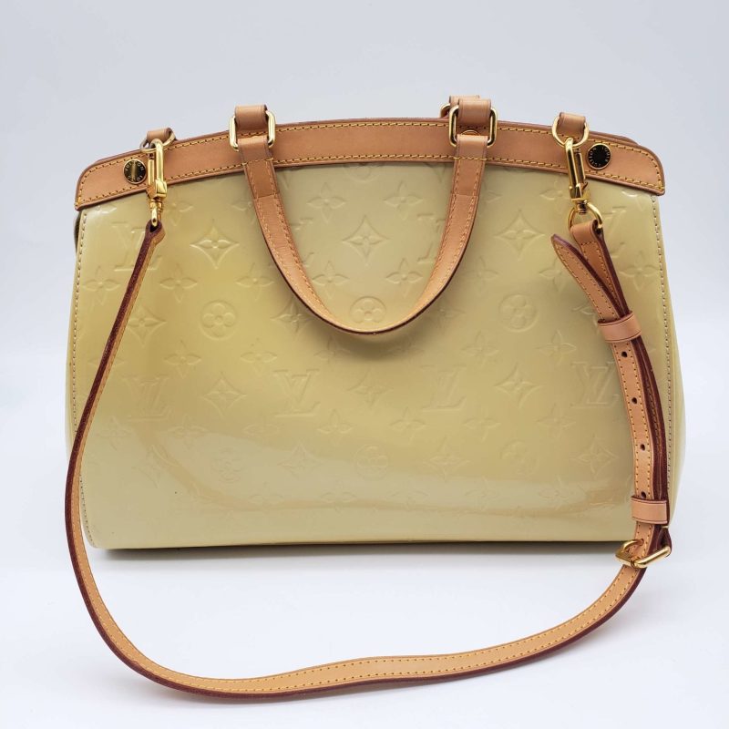 Louis Vuitton Brea MM Vernis Shoulder Bag - Image 5