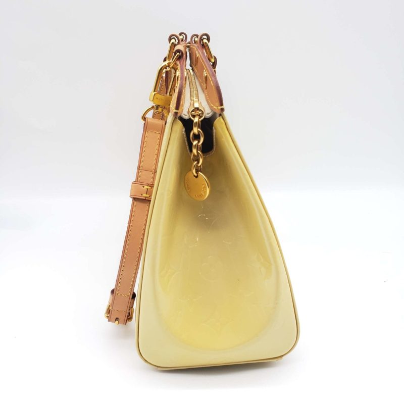Louis Vuitton Brea MM Vernis Shoulder Bag - Image 6