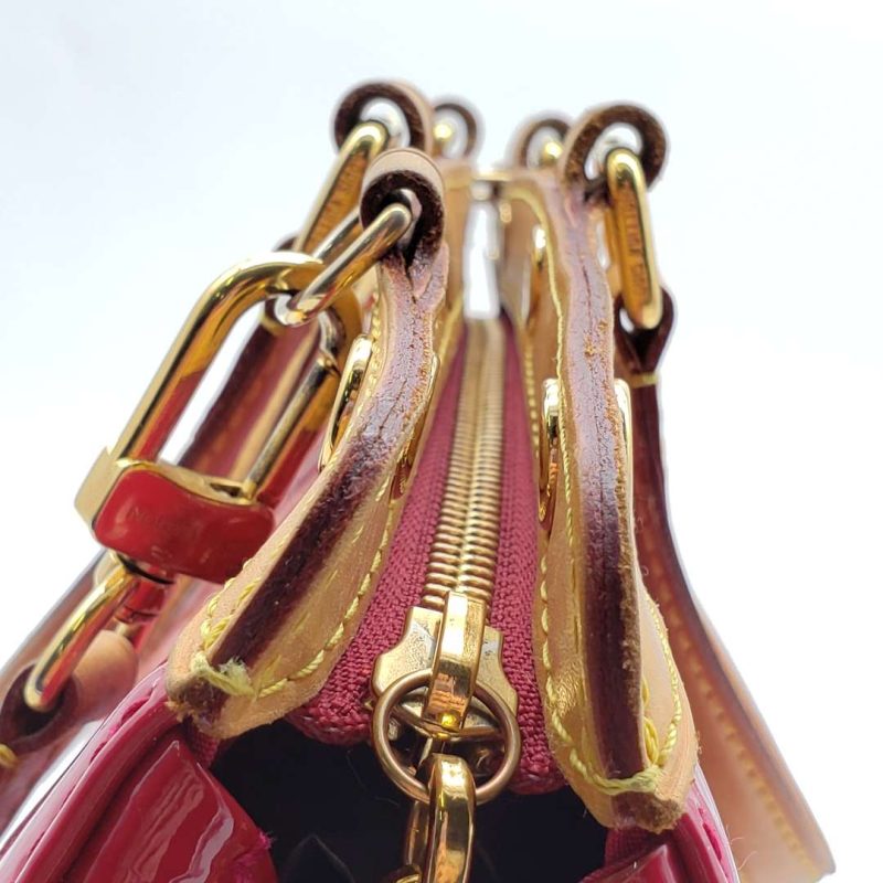 Louis Vuitton BrentwoodPatent Leather Tote Bag () - Image 8