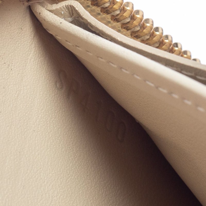 Louis Vuitton Cream White Monogram Vernis Zippy Wallet - Image 7