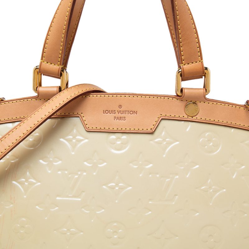 Louis Vuitton Blanc Corail Monogram Vernis Brea GM Bag - Image 5