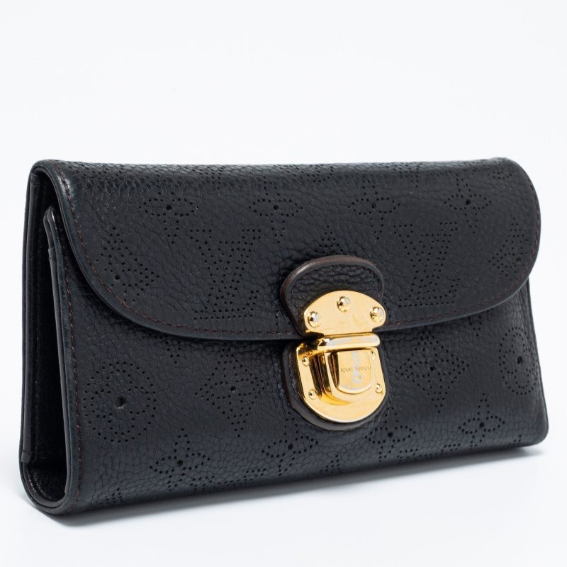 Louis Vuitton Black Monogram Mahina Leather Amelia Wallet - Image 3