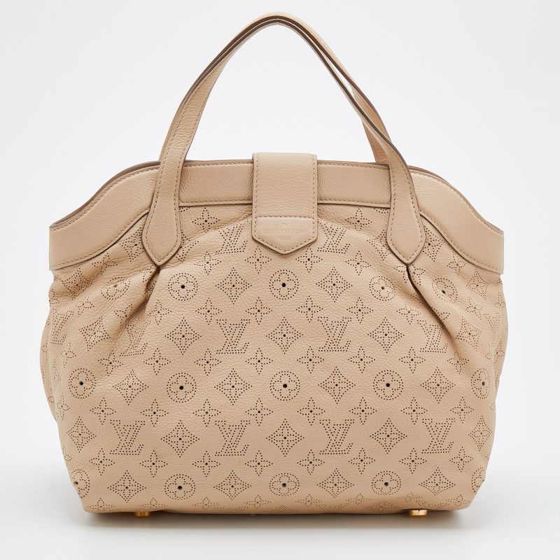 Louis Vuitton Coquill Monogram Mahina Leather Cirrus PM Bag - Image 4