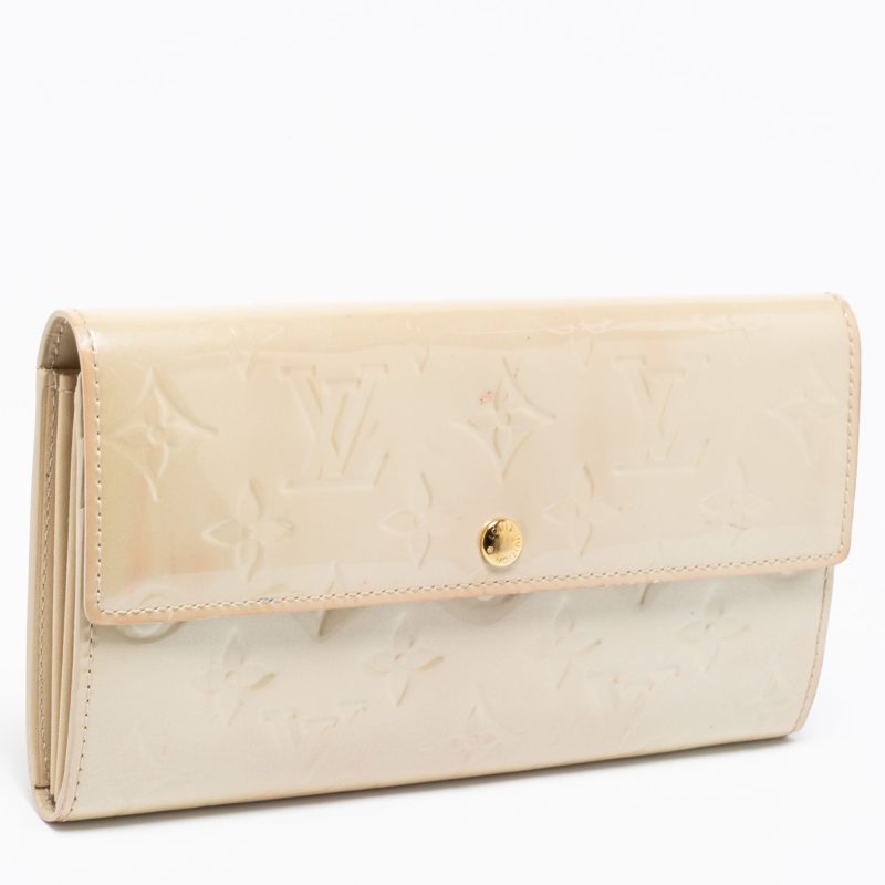 Louis Vuitton Blanc Corail Monogram Vernis Leather Sarah Wallet - Image 4