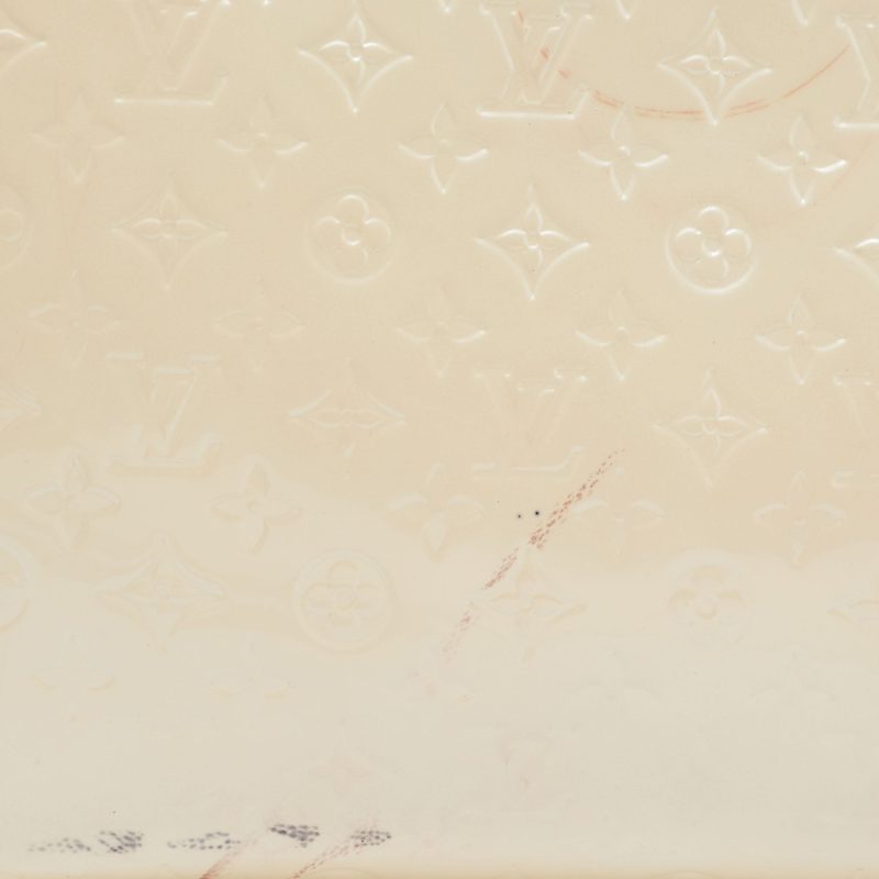 Louis Vuitton Blanc Corail Monogram Vernis Brea GM Bag - Image 7