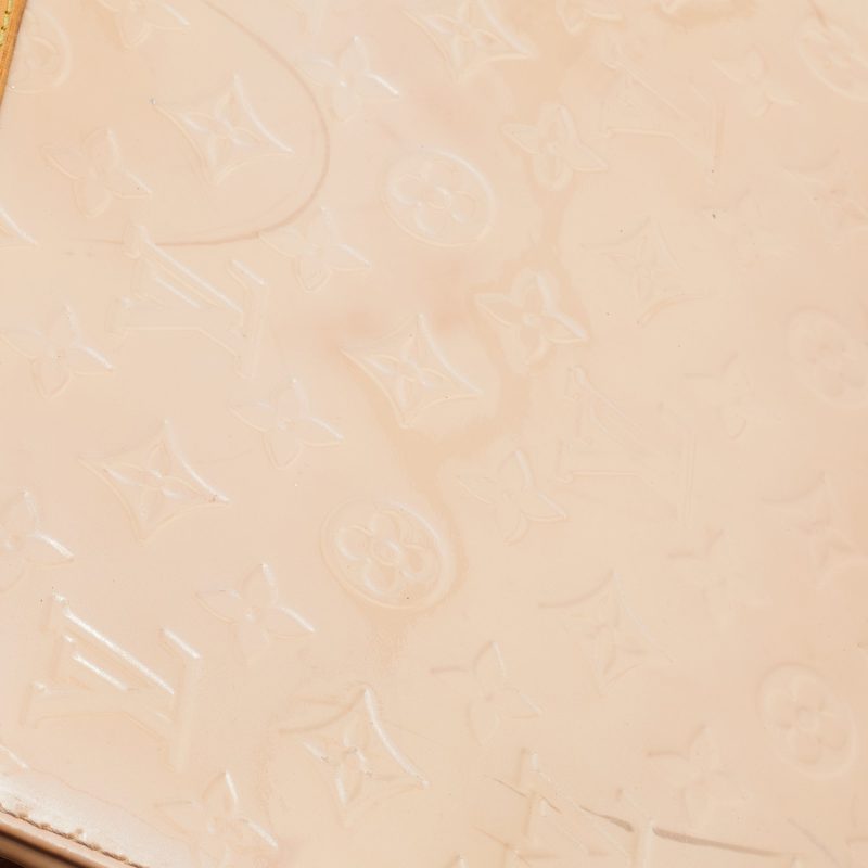 Louis Vuitton Blanc Corail Monogram Vernis Brea MM Bag - Image 7
