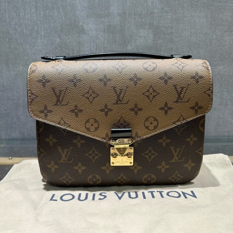 Louis Vuitton Chocolate Braided Leather Triogram Bracelet - Image 6