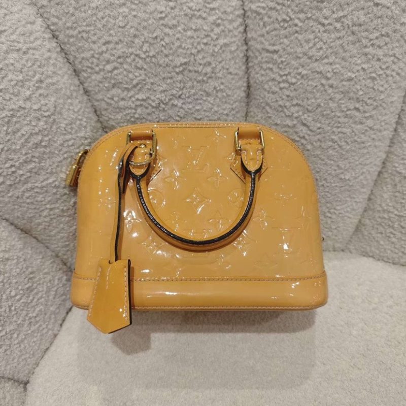 LOUIS VUITTON Alma White/Black M23761 Lamb Leather Size BB - Image 5