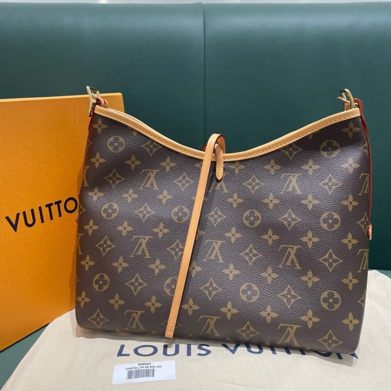 Louis Vuitton Capucines BB Green Velvet Embroidery Handbag with Dust Bag - Image 3