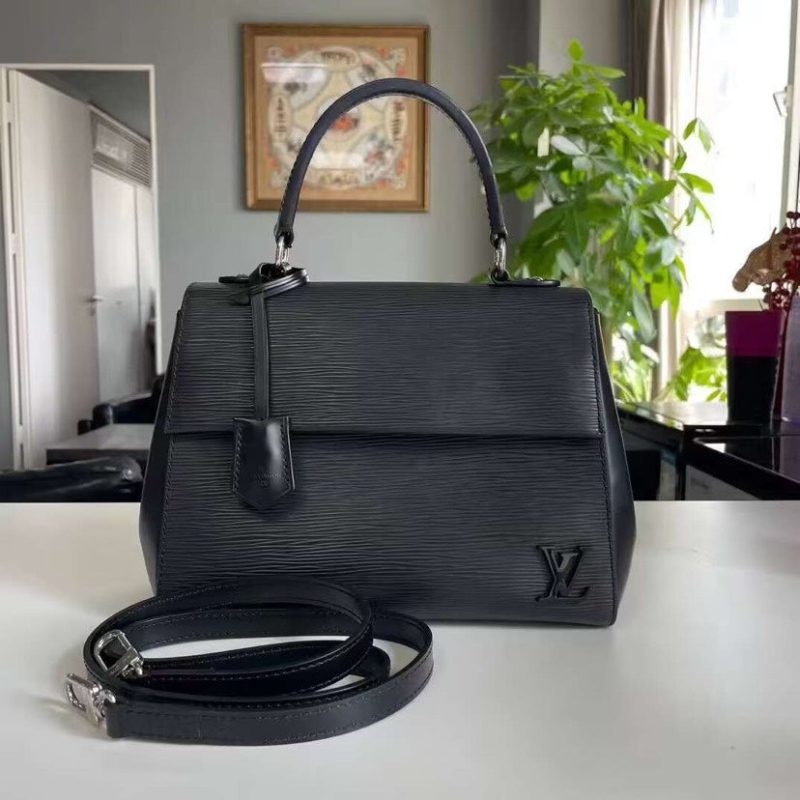 Louis Vuitton Cluny BB Epi Leather< - Image 4