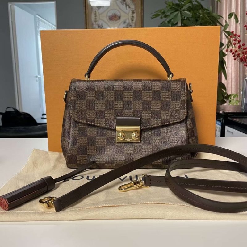 Louis Vuitton Croisette PM Epi Noir Black Leather Shoulder Bag - Image 5