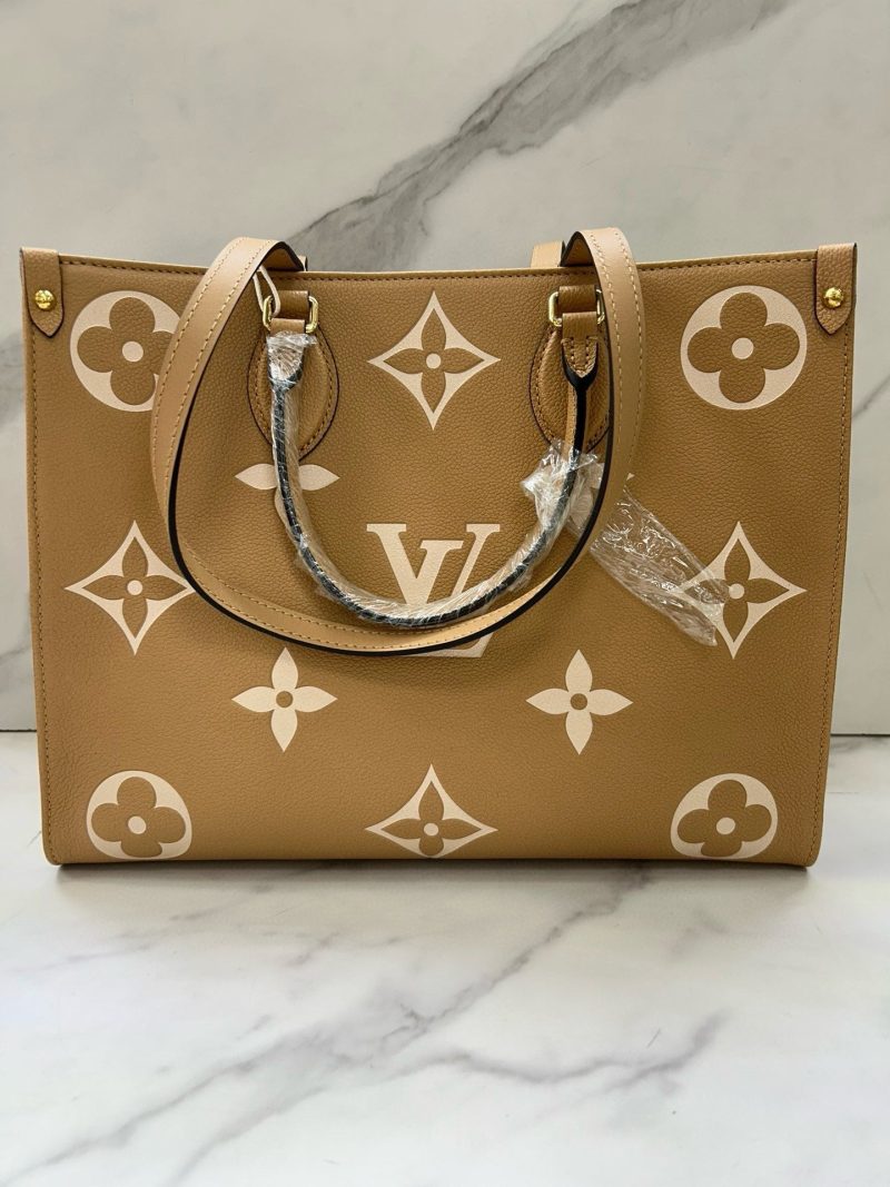 Louis Vuitton Beige Leather Trunk Shoulder Bag - Image 3