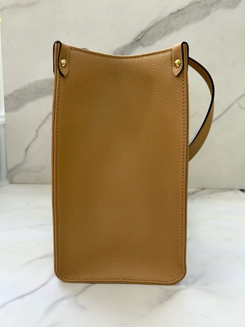 Louis Vuitton Beige Leather Trunk Shoulder Bag - Image 4