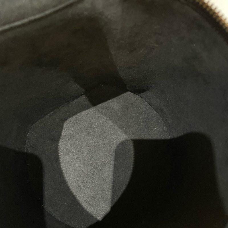 Louis Vuitton Camera Bag Monogram Titanium - Image 8