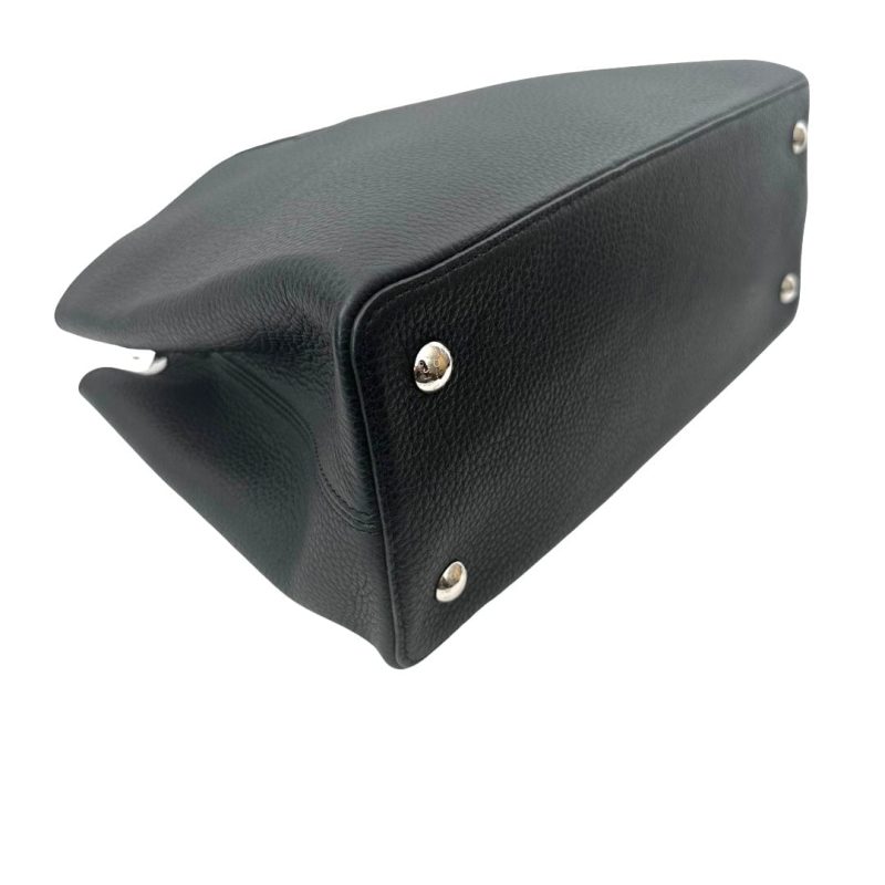 Louis Vuitton Ayers Trimmed Taurillon Capucines GM - Image 7